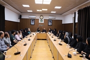 جلسه هم‌اندیشی با پرسنل داروخانه های گراش؛ لزوم تکریم بیماران، رعایت اصول تجویز دارو و گذراندن دوره‎‌های آموزشی 